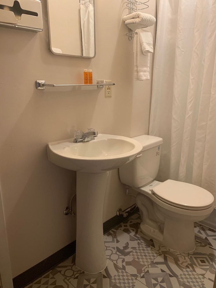 Marina Motel - photo 29