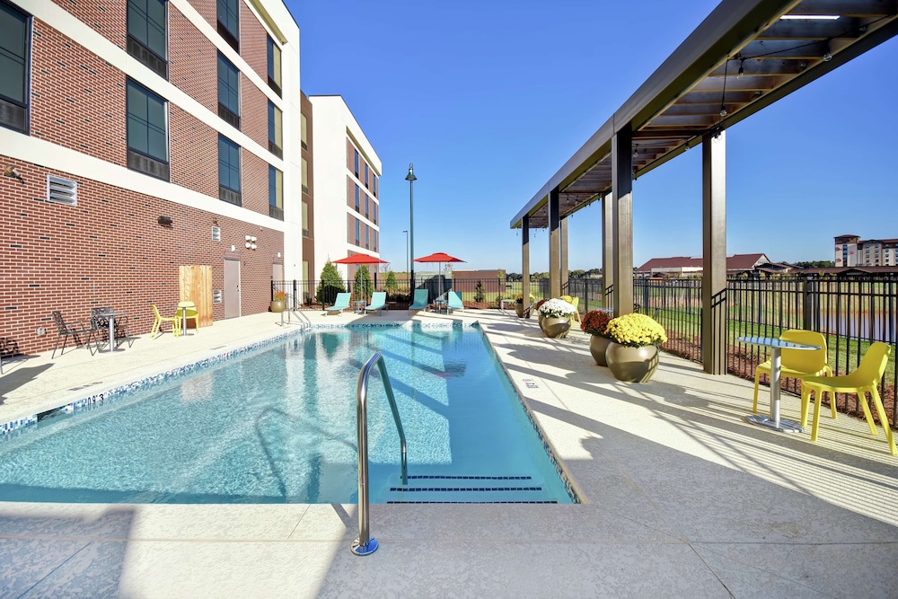 Home2 Suites by Hilton Lagrange - photo 32