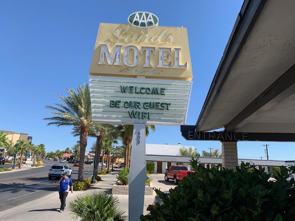 The Sands Motel - photo 42