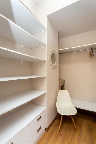 Super Cozy 2BR Apartment In Vake By Wehost