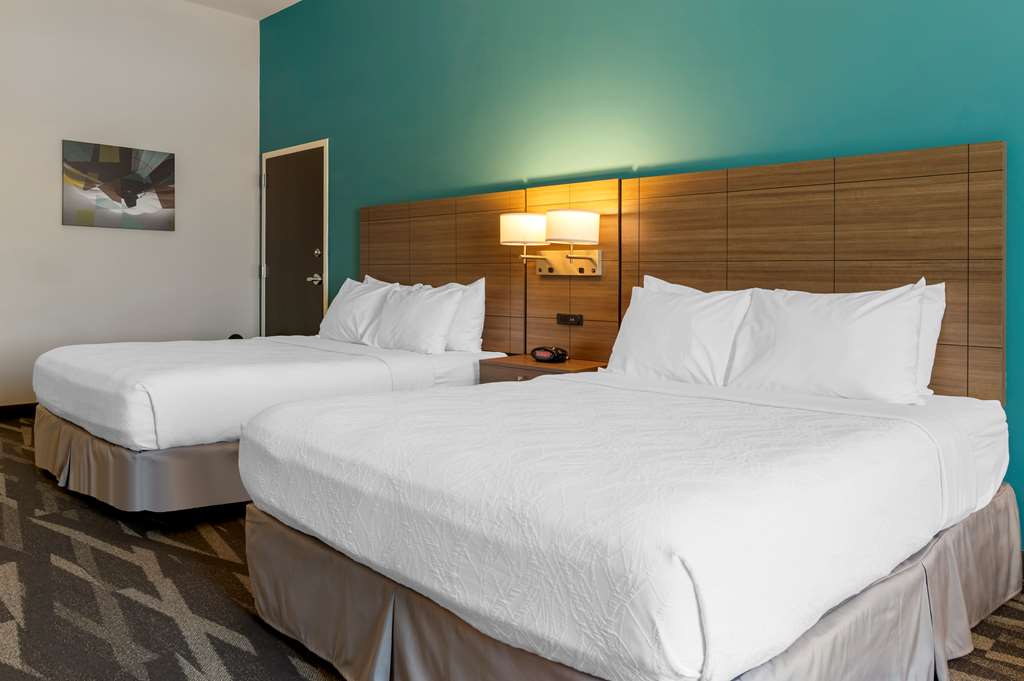 Best Western Plus Centralia Hotel & Suites - photo 16