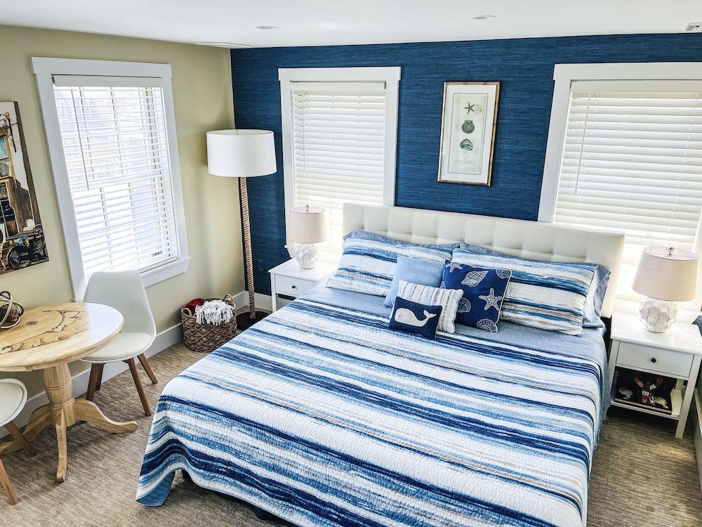 Whaler's Inn - featured photo