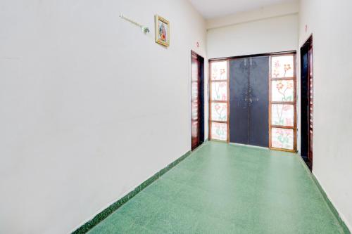 SPOT ON Hotel Satkar Bar and Lodge in Latur, India