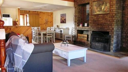 The Retreat on Matthew — hotel in Batehaven