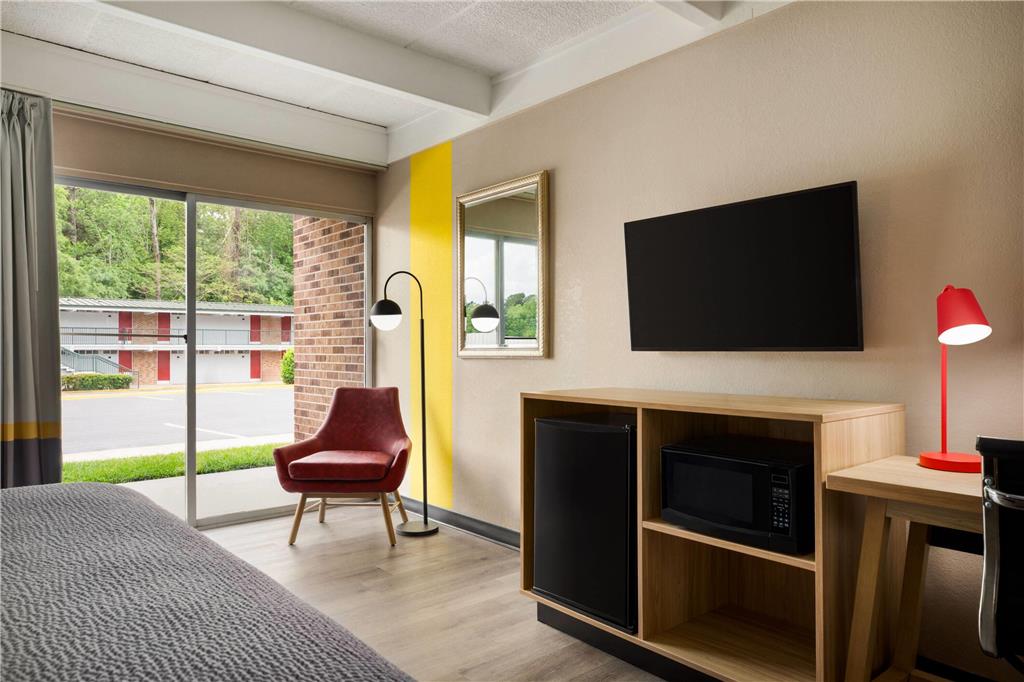 Super 8 by Wyndham Macon GA - photo 12