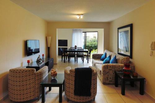 68 The Shades Umhlanga Durban — 4-Star Luxury Hotel in Durban, South Africa