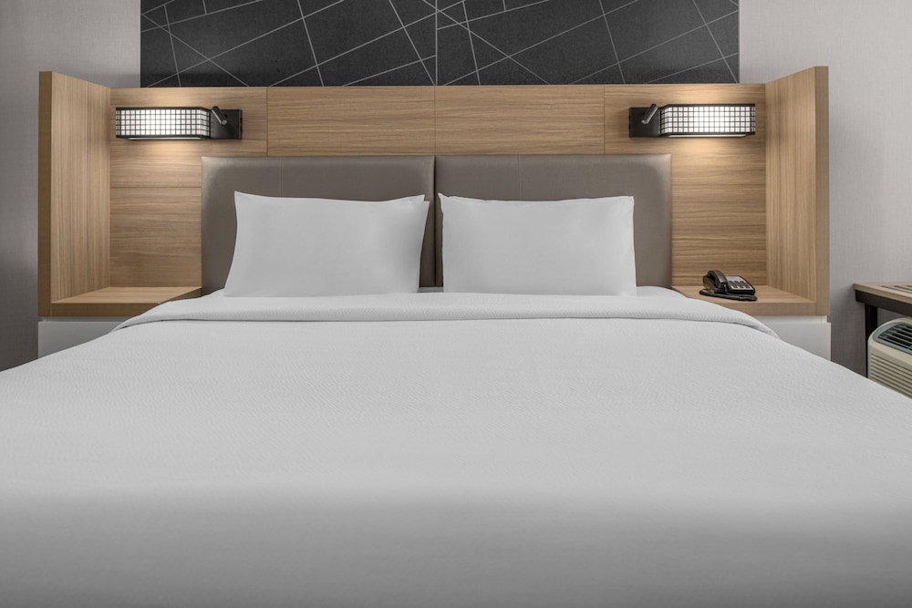 SpringHill Suites by Marriott Riverside Redlands - photo 15