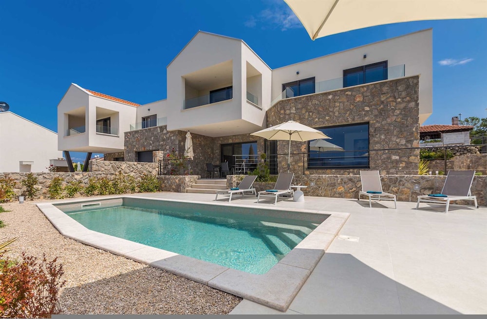 Villa Verena — 4-Star Luxury Hotel in Krk, Croatia