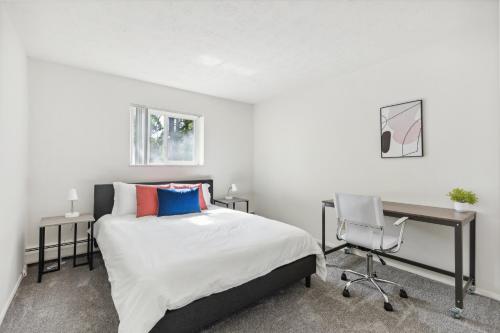 Midtown 3229I Cozy & Comfy I Free Parking — 4-Star Luxury Hotel in Parma, United States