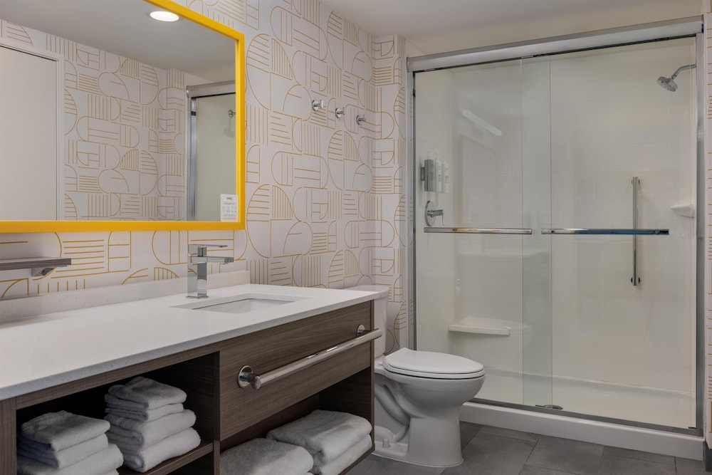 Home2 Suites By Hilton Ames - photo 47