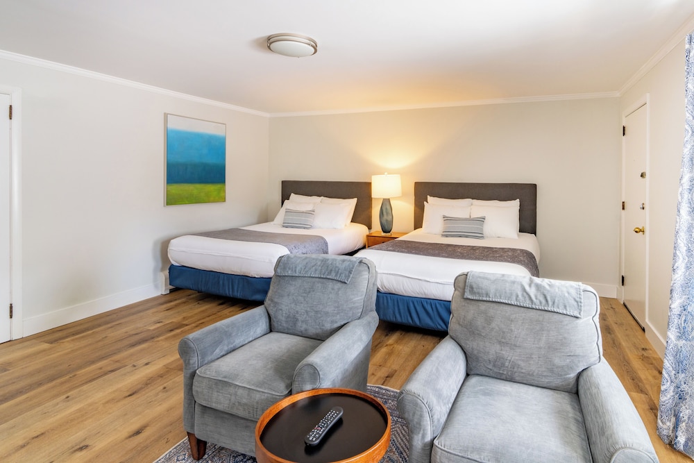 Iron Masters Inn on Main - photo 10