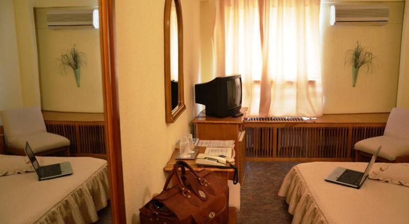Racova - carbon neutral hotel in Vaslui