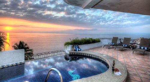 Villa in Conchas Chinas Vallarta — 4-Star Luxury Hotel in Puerto Vallarta, Mexico