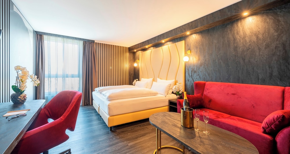 Plaza Premium Parkhotel Neu Ulm — Neu Ulm