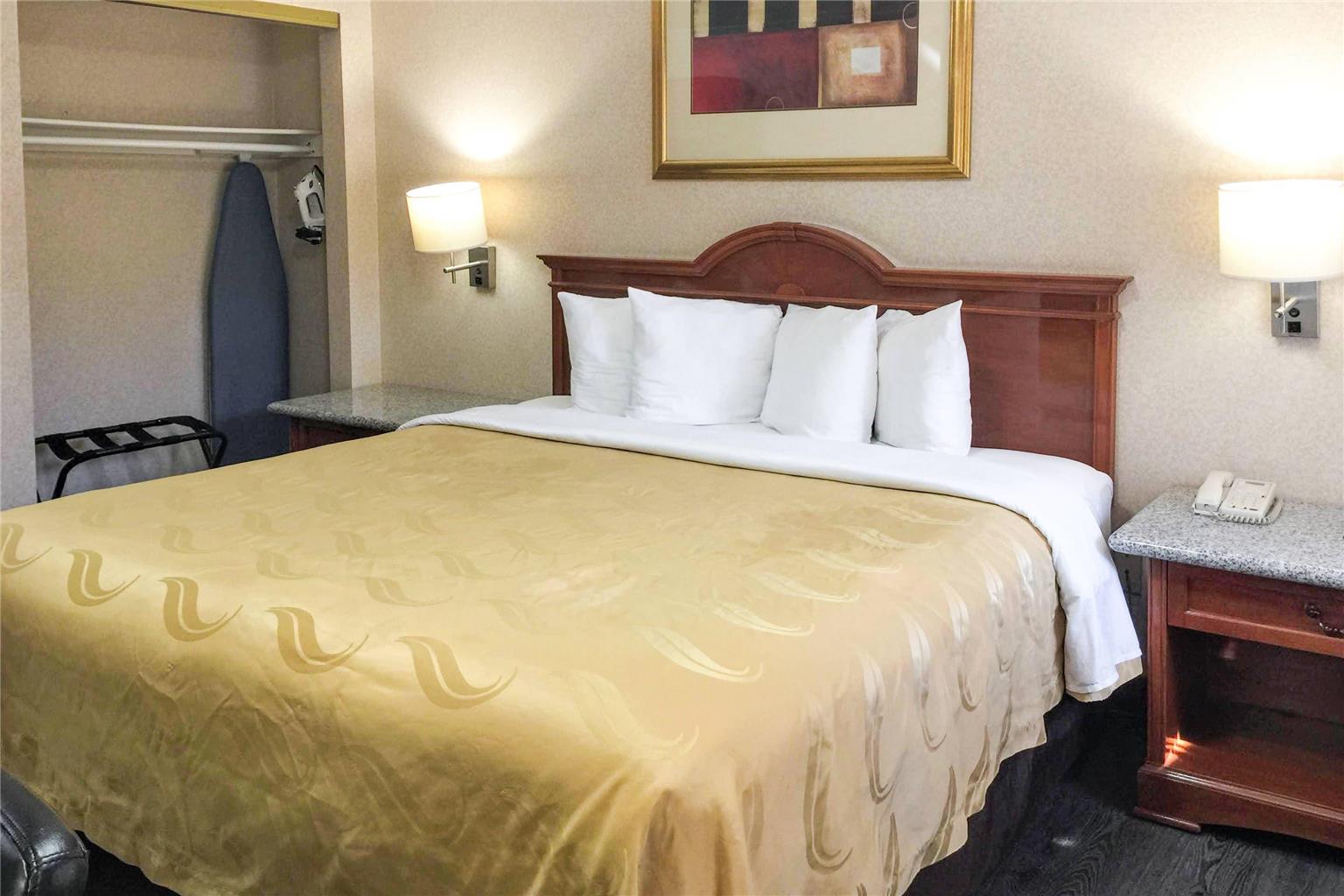 Quality Inn & Suites Oceanside near Camp Pendleton - photo 24