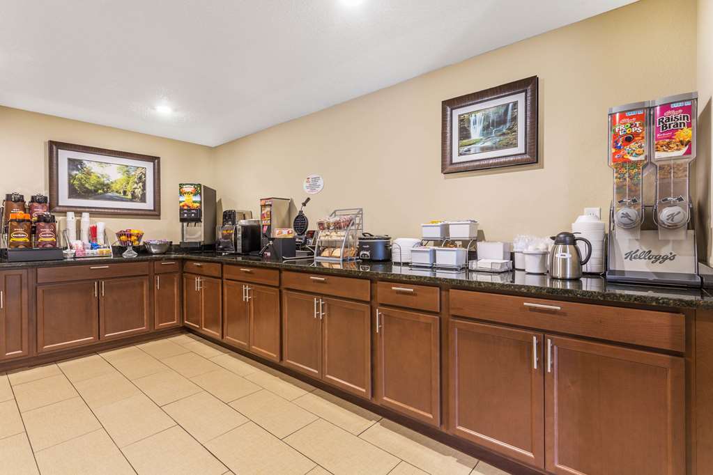 Super 8 by Wyndham Weston WV - photo 13