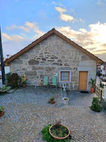 Casa da Avó — 4-Star Luxury Hotel in Castro Daire, Portugal