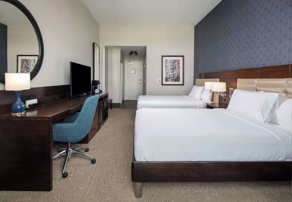 Hilton Garden Inn Washington DC Georgetown Area - photo 15