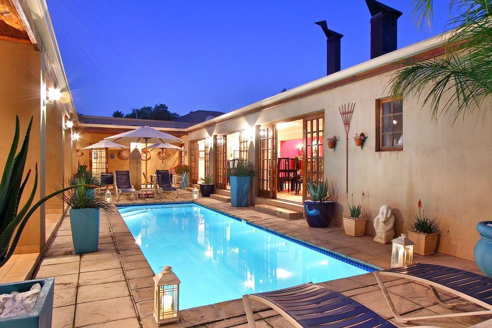 Apple Tree Guest House — 4-Star Luxury Hotel in Stellenbosch, South Africa