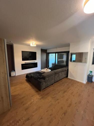 Charmante Wohnung Mit Wintergarten Und Terasse in Duisburg, Germany