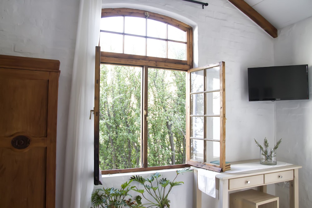 Kogman and Keisie Guest Farm — 4-Star Luxury Hotel in Montagu, South Africa