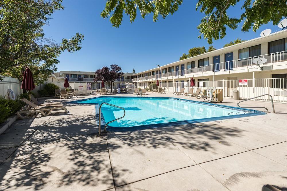 Motel 6 Reno NV Virginia Plumb - photo 19