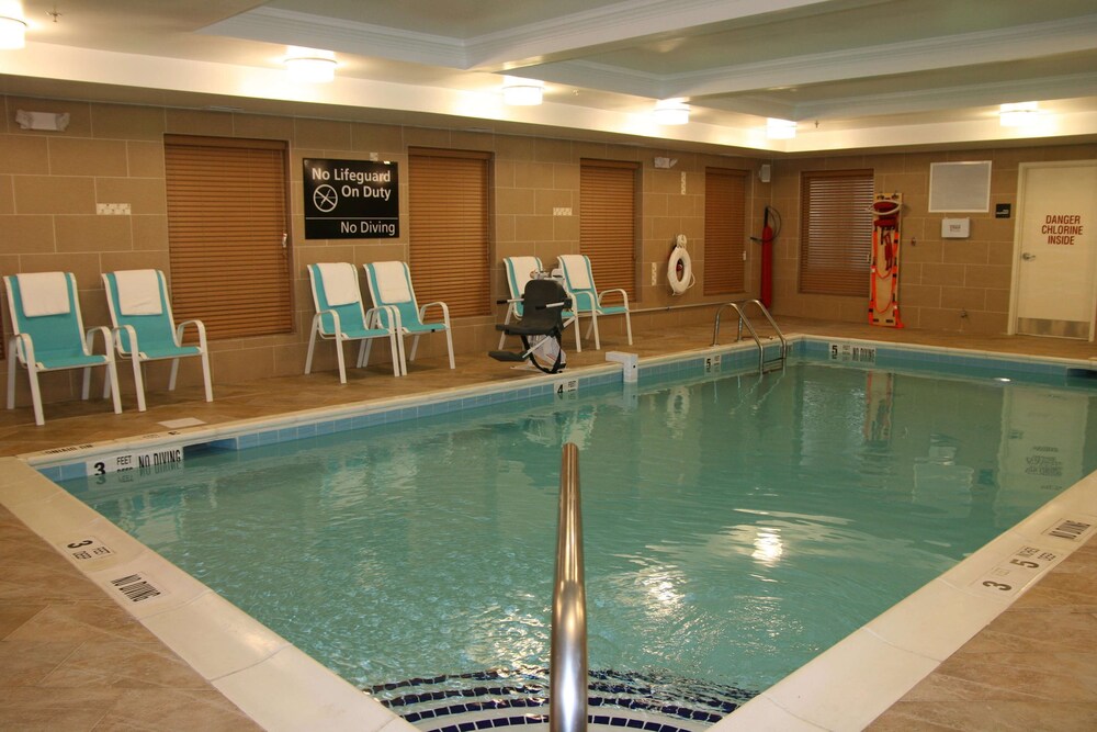 Hampton Inn Jericho Westbury - photo 54