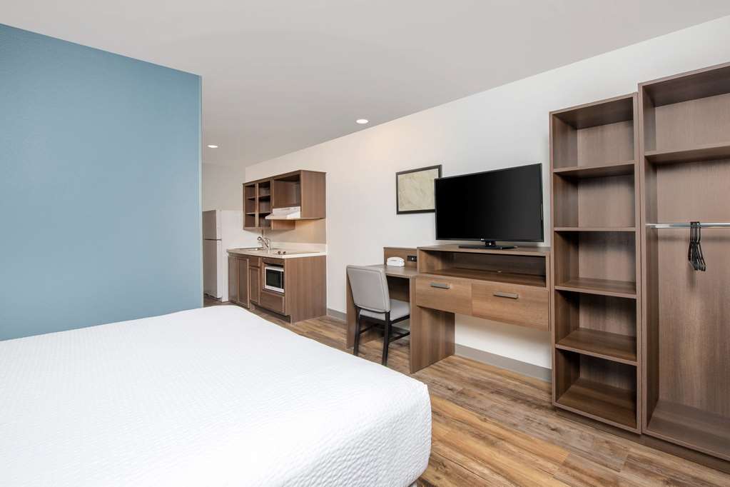 WoodSpring Suites Savannah Pooler - photo 10