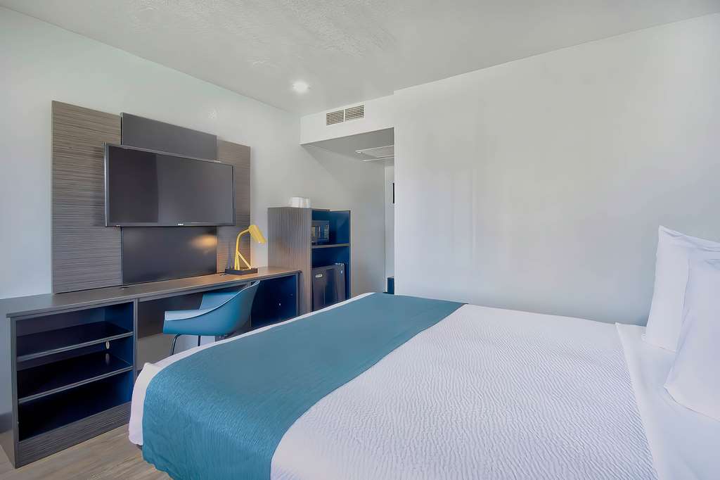 Motel 6 Palmdale CA - photo 15