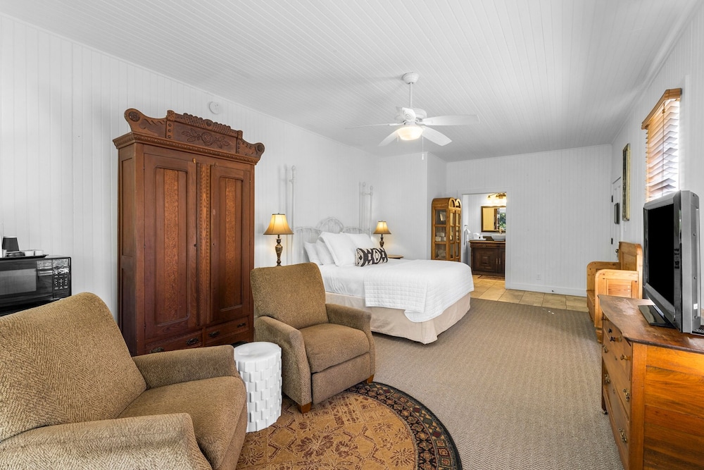 The Meyer Hotel - photo 39