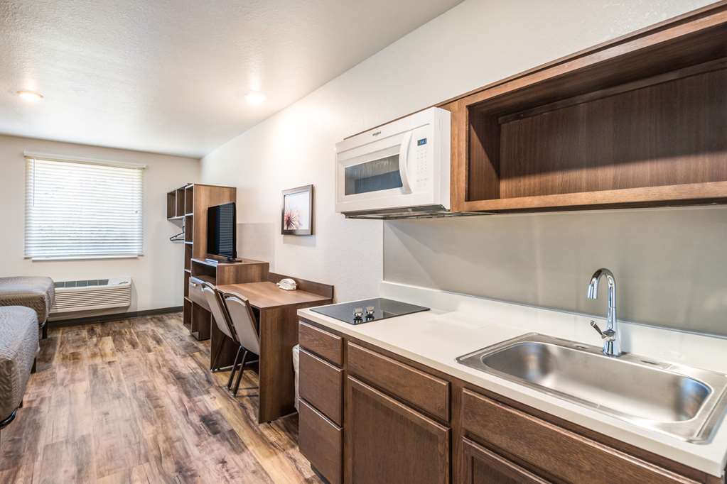 WoodSpring Suites Bradenton - photo 23