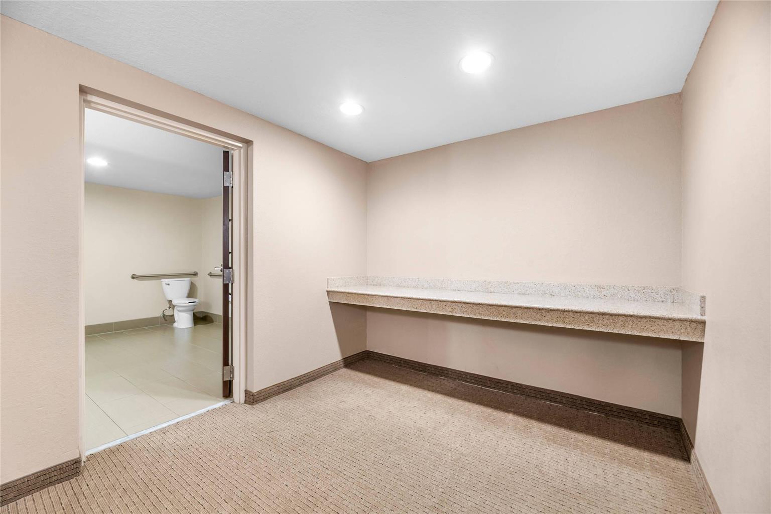 Comfort Suites Orlando Airport - photo 6