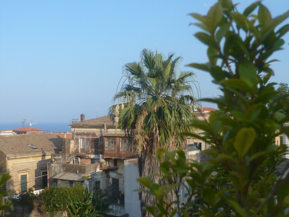 BBCasablu — 4-Star Luxury Hotel in Acireale, Italy