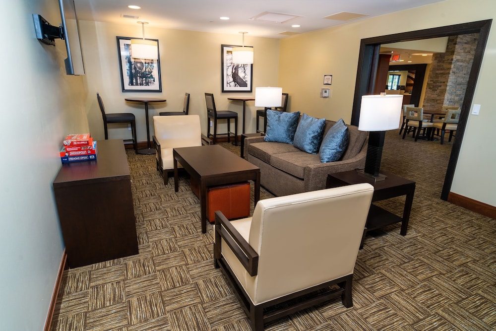 Staybridge Suites Temecula Wine Country - photo 2