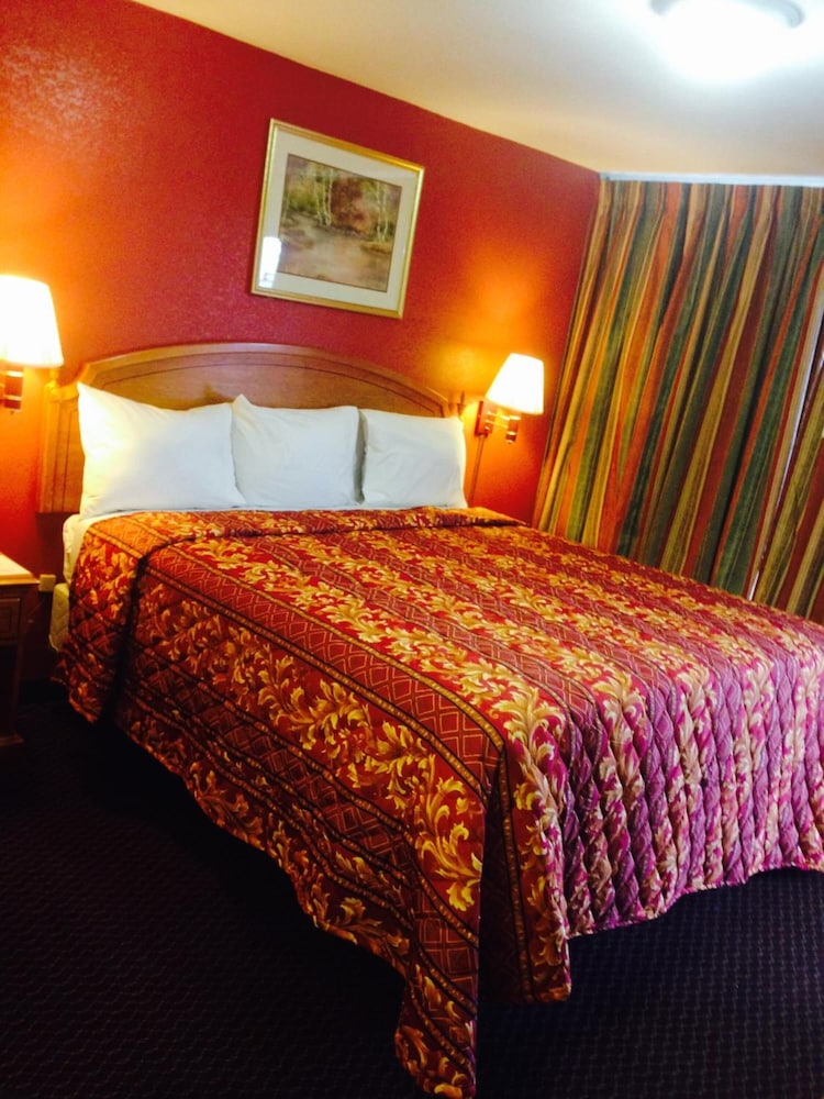 Voyager Inn - photo 8