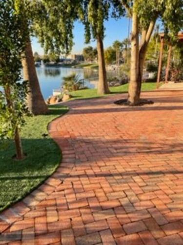 Water Front Sweet Home — 4-Star Luxury Hotel in Mesa, United States