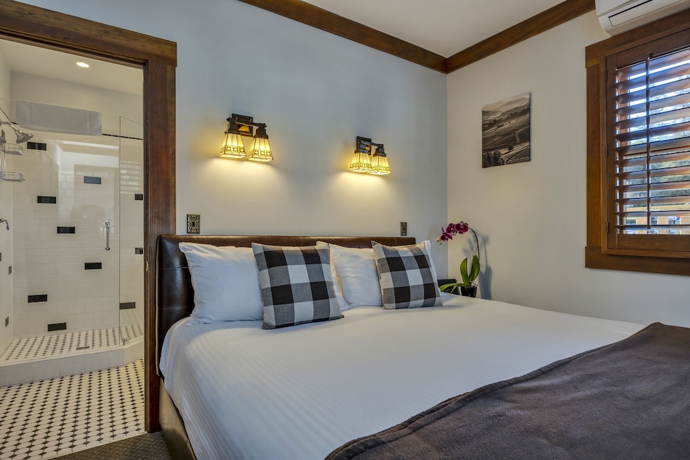Calistoga Wine Way Inn - photo 21
