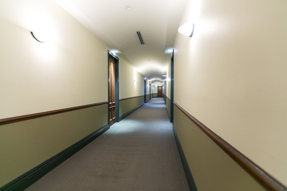 Flinders Lane Holiday Apartments — 4-Star Luxury Hotel in Sandy Bay, Australia