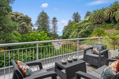 Hillcrest Hideaway Napier Holiday Apartment — 4-Star Luxury Hotel in Napier, New Zealand