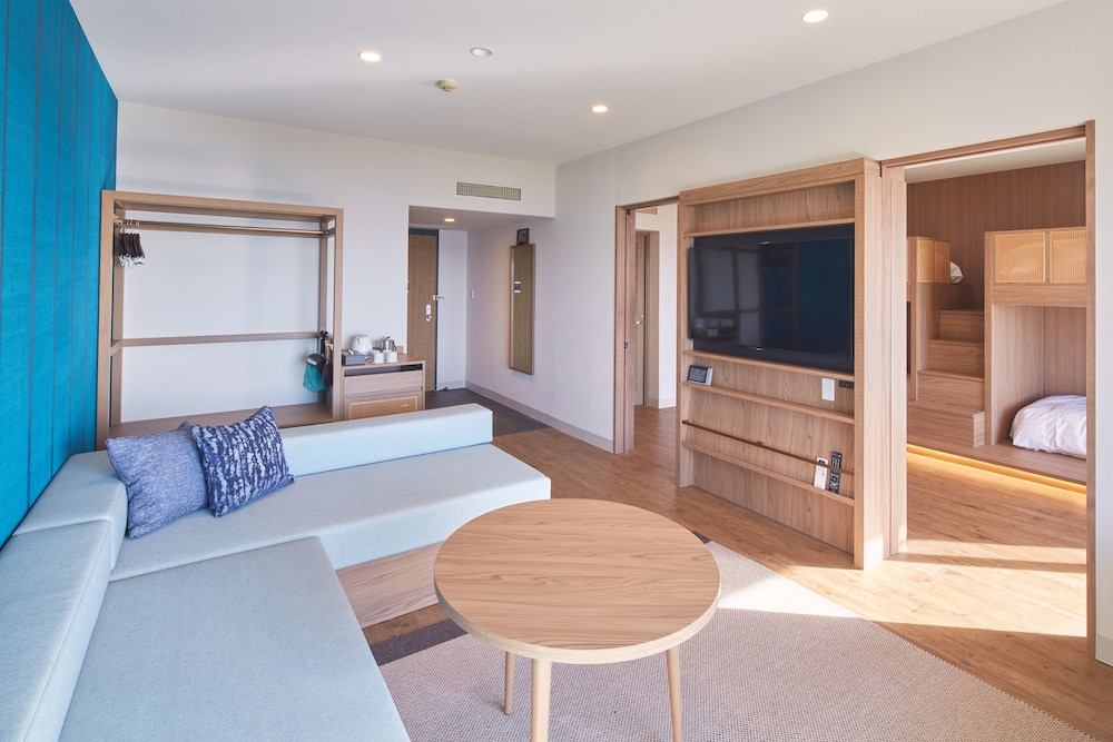 Royal View Hotel Churaumi — hotel in Okinawa
