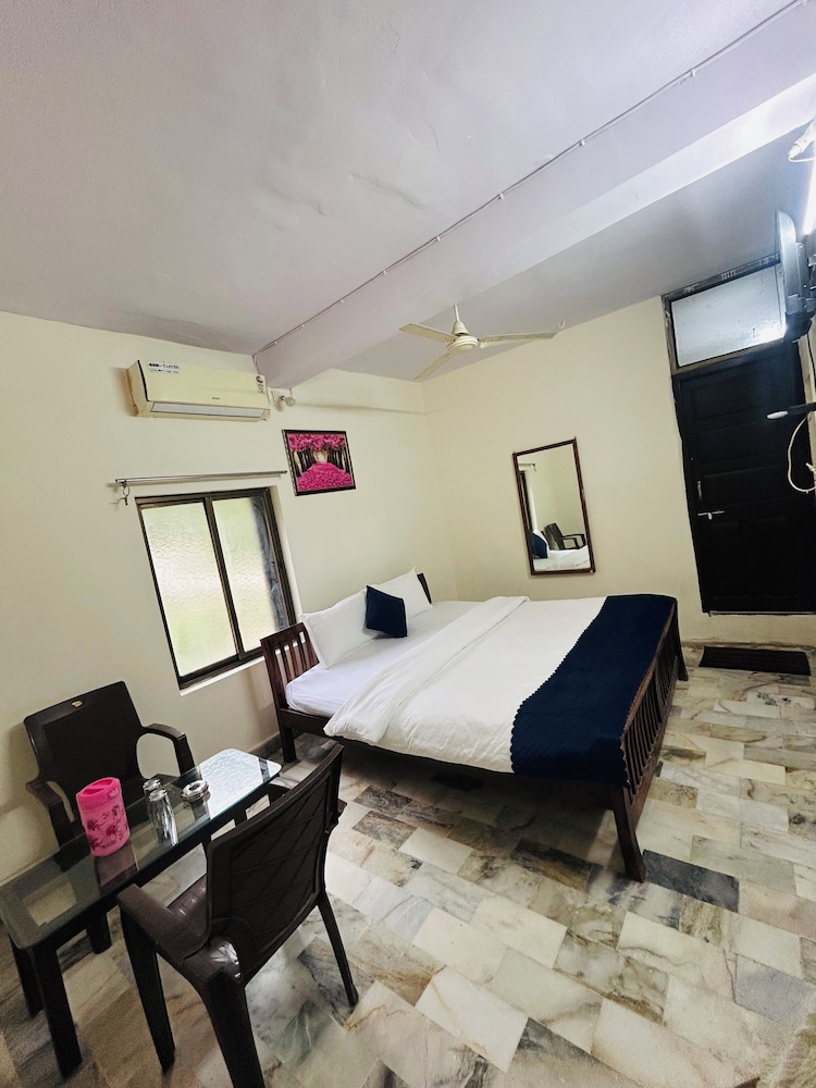Data Inn — Abu — photo 2