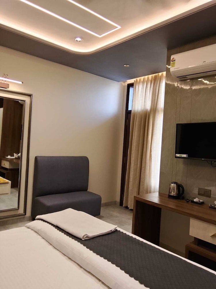 Hotel Sky Inn — Sikar — photo 4