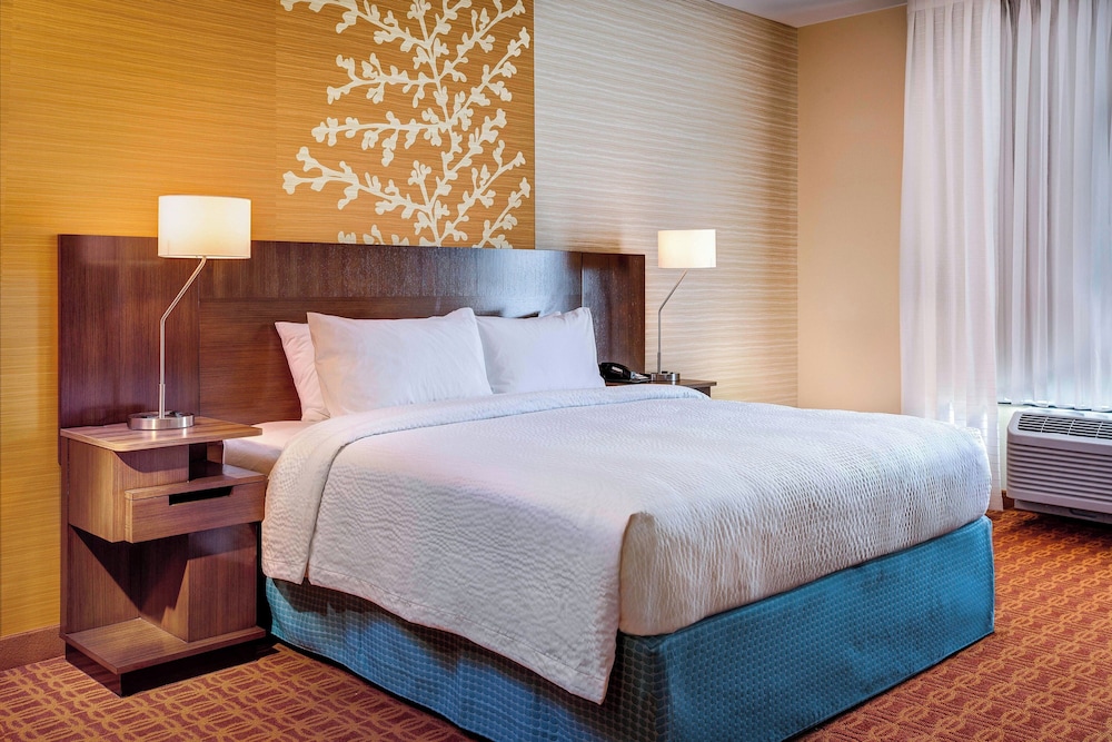 Fairfield Inn & Suites Hutchinson - photo 15
