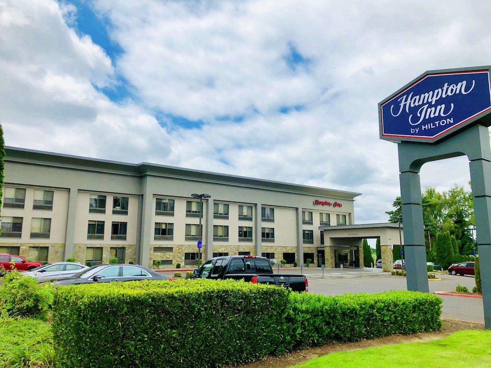 Hampton Inn Portland East - photo 8