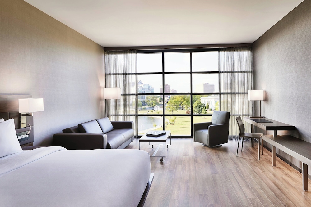AC Hotel by Marriott Huntsville Downtown - photo 10