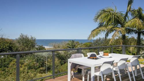 Arbies Killcare Beach House — 4-Star Luxury Hotel in Booker Bay, Australia
