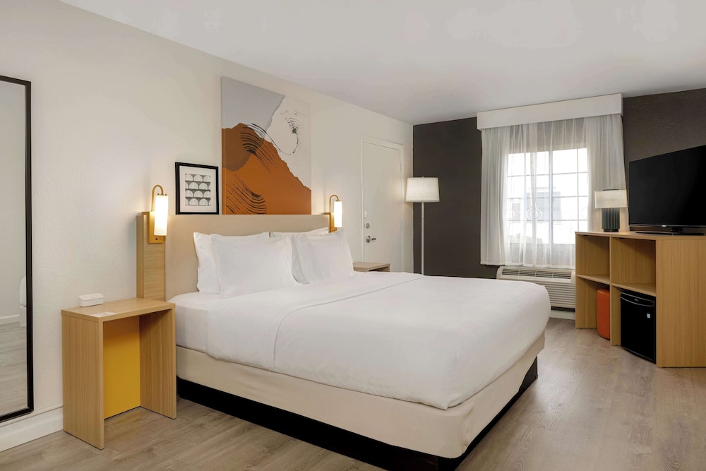 Spark By Hilton Rock Springs - photo 18