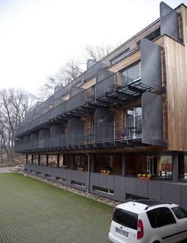 Hotel a restaurace Split - carbon neutral hotel in Kadan