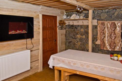Smerichka Hotel — Rakhiv — photo 4