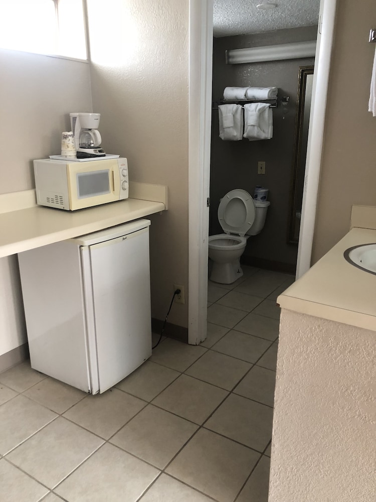 Green Valley Motel - photo 29